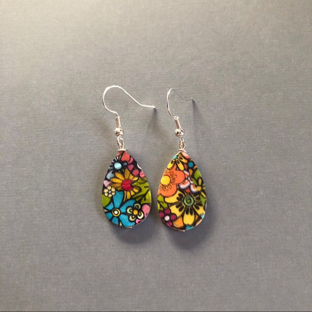 Floral drop earrings - Picture 1 of 3